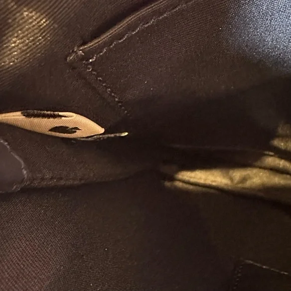 Kate Spade NWT “On Purpose” Chenille Clover Crossbody - Picture 13 of 14